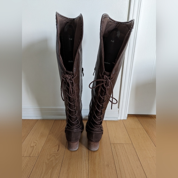 Wanted knee high boots - Picture 2 of 6